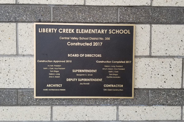 New-Build-Plaque---Liberty-Creek-Elem